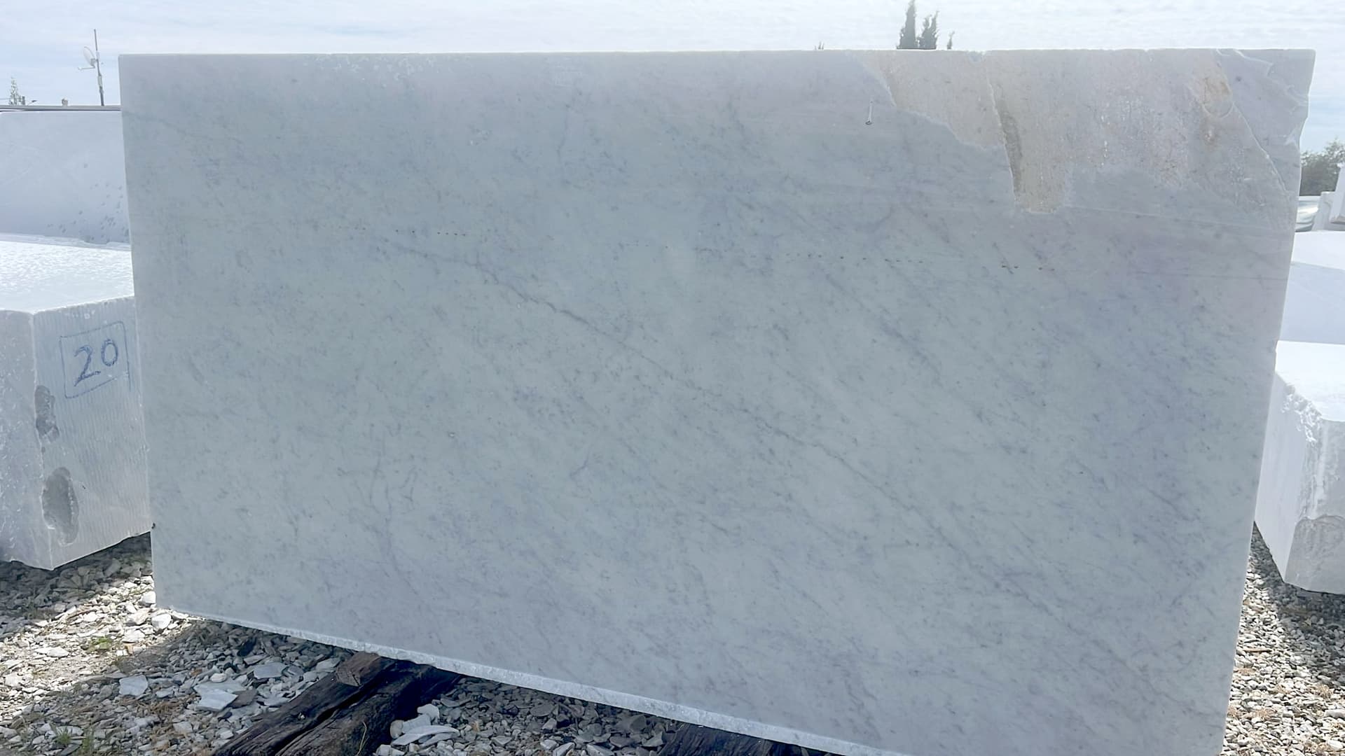 Bianco Carrara